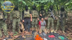 FUERZAS ARMADAS INCAUTAN ARMAMENTO, EXPLOSIVOS Y SUSTANCIAS ILÍCITAS EN GUAYAS